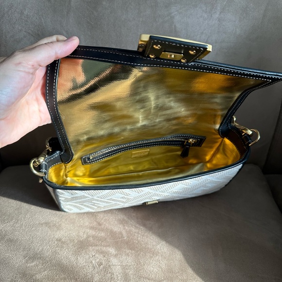 Authentic Fendi Baguette FF - Tote Bag - Picture 5 of 8